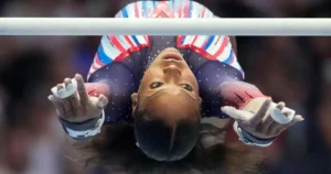 Knee injury ends Jones's Olympic gymnastics bid 3 Knee injury ends Jones's Olympic gymnastics bid Knee injury ends Jones's Olympic gymnastics bid