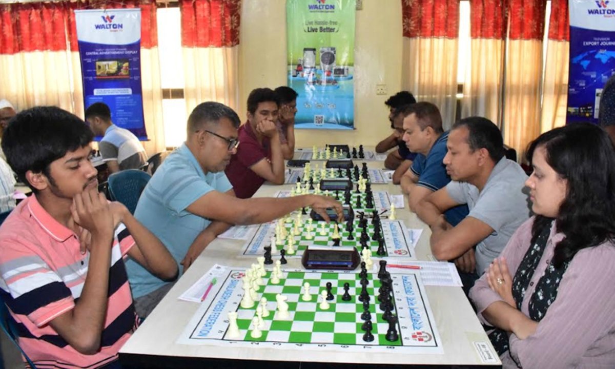 Four Players Share the Lead in Walton International Rating Chess