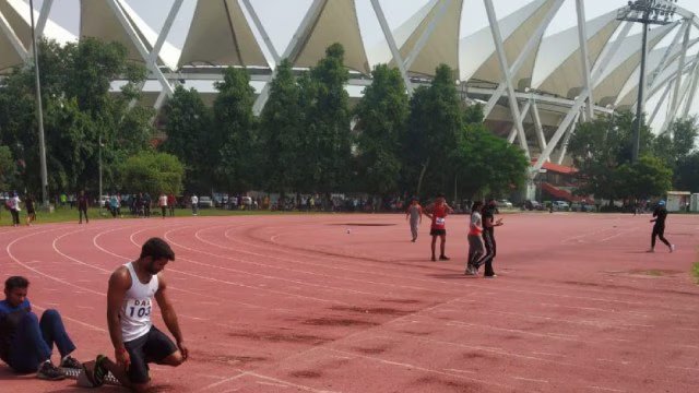 Switching Bibs - Railway Athlete Banned for Running Marathon on Behalf of Doctor's Wife and Another Participant