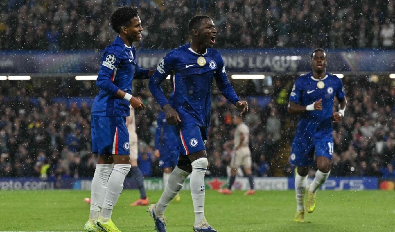 তরুণদের উৎসবের ম্যাচে আয়াক্সকে বিধ্বস্ত করল চেলসি Chelsea thrash Ajax in a festival of youth