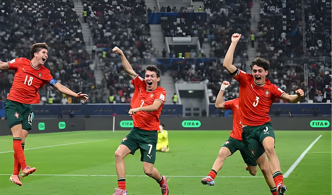 8 Teenagers Who Could Shape the Future of Football