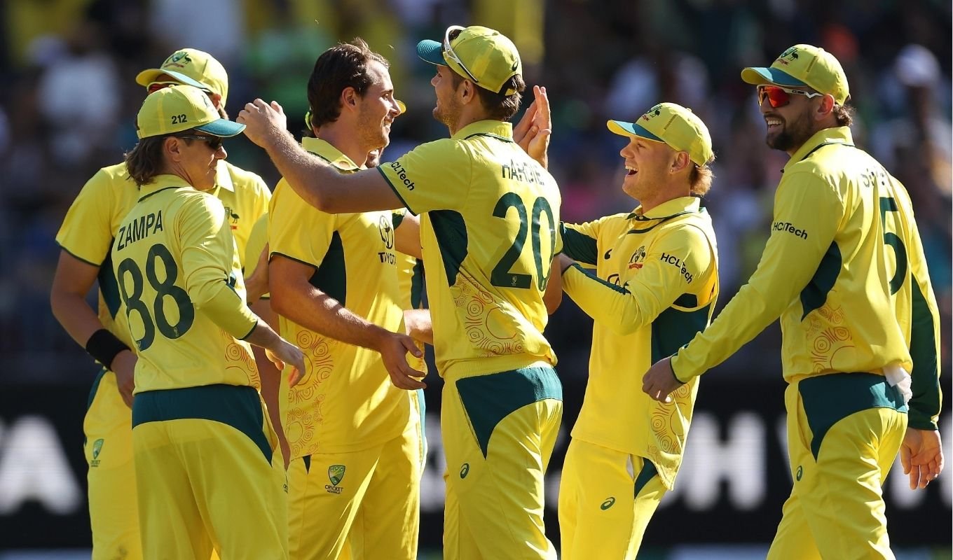 Australia reach semi-finals with dominant 54-run win over Bangladesh 1 Australia reach semi-finals with dominant 54-run win over Bangladesh Australia reach semi-finals with dominant 54-run win over Bangladesh