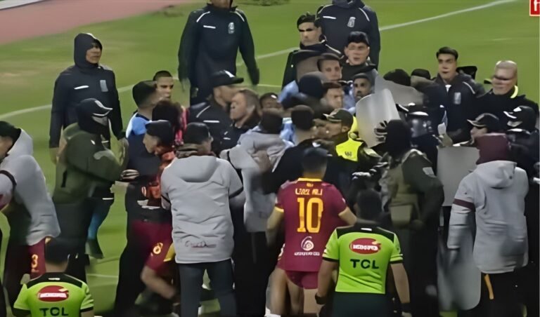 Football Battlefield: 17 Red Cards in One Match!