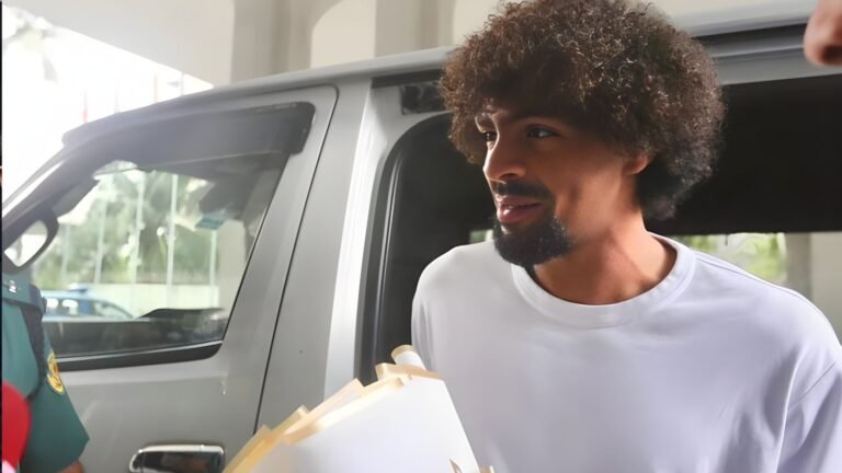 Hamza Misses Flight to Dhaka Hamza Misses Flight to Dhaka