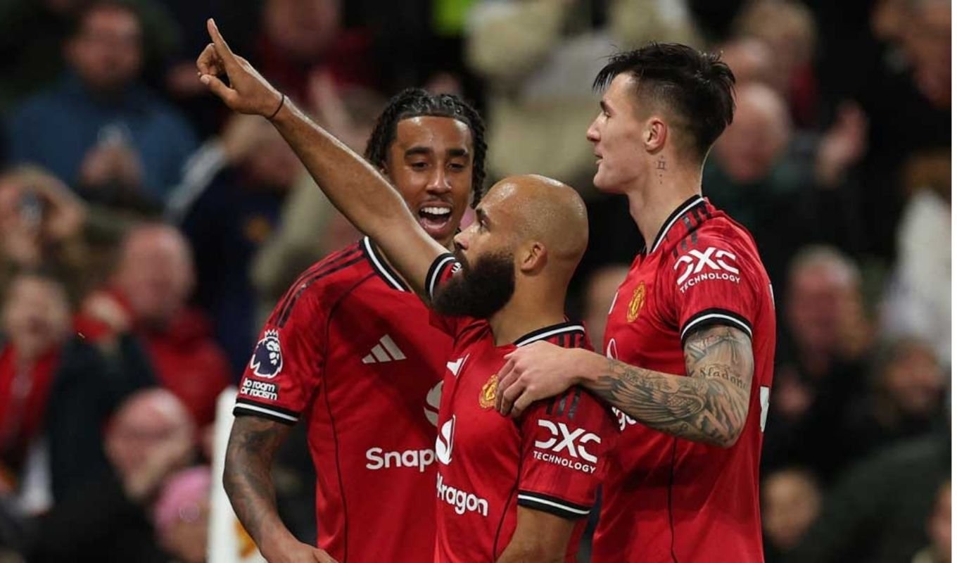 Manchester United End Three-Match Winless Run with Dramatic Victory at Crystal Palace 1 Manchester United End Three-Match Winless Run with Dramatic Victory at Crystal Palace Manchester United End Three-Match Winless Run with Dramatic Victory at Crystal Palace