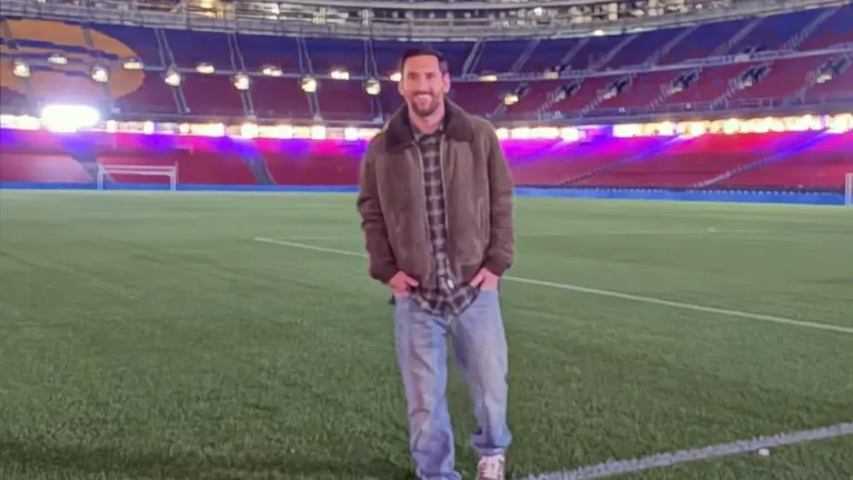 Messis Emotional Visit to Barcelona A Return to His Kingdom Messi’s Emotional Visit to Barcelona: A Return to His Kingdom