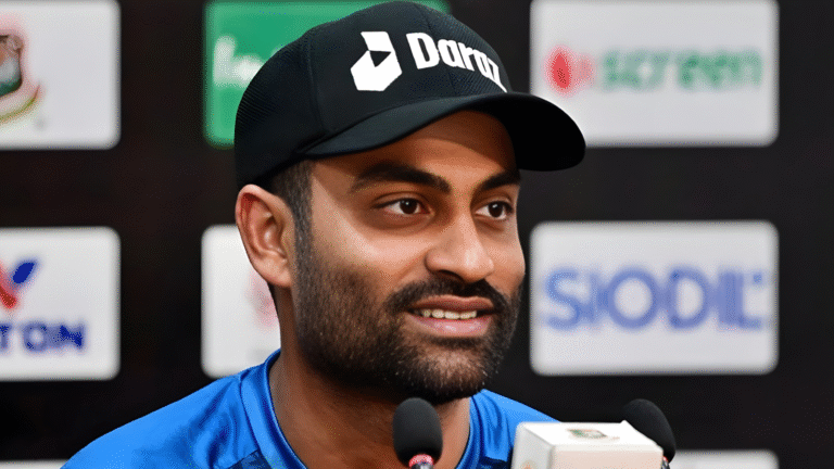 তামিমের সরে দাঁড়ানোর সিদ্ধান্ত বিপিএল ছাড়লেন বাংলাদেশ ক্রিকেটের রথী মহারথী "Breaking News: Bangladesh's Cricket Legend Tamim Iqbal Pulls Out of BPL—What's Next?"
