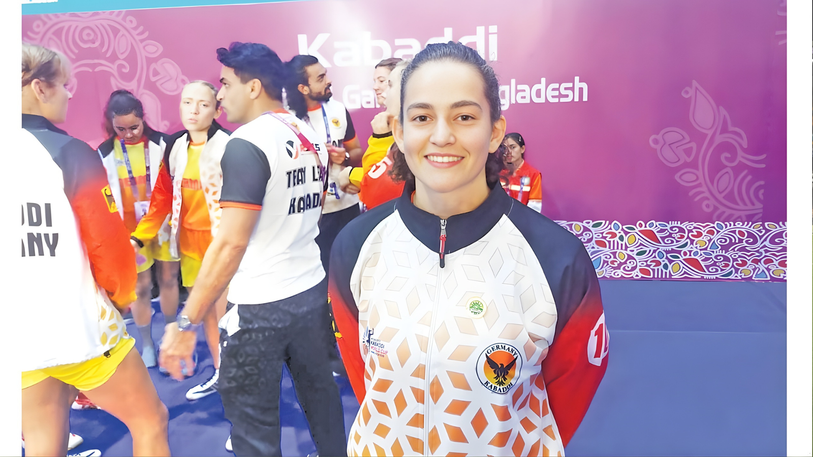 পেশাদার নন কেউ ডাক্তার কেউ ছাত্রী—এই জার্মান মেয়েরাই কাবাডিতে স্বপ্ন দেখছেন Emma’s Fascinating Kabaddi Journey: Why Germany Are Enjoying the World Cup Despite Big Defeats