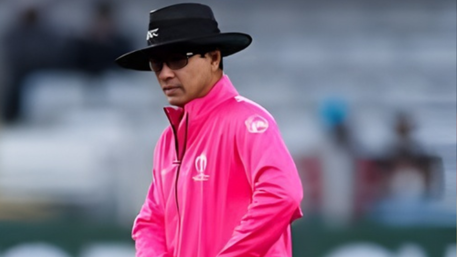 প্রযুক্তি নাকি ভুল ব্যাখ্যা স্মিথের বিতর্কিত আউট নিয়ে ঝড় থামছে না Sharfuddoula’s Shock Decision Leaves England Furious