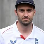 Mark Wood’s Ashes Future in Doubt as Knee Injury Sparks Selection Crisis