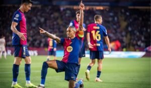 Raphinha Fires Barcelona to Seven-Game Unbeaten Run
