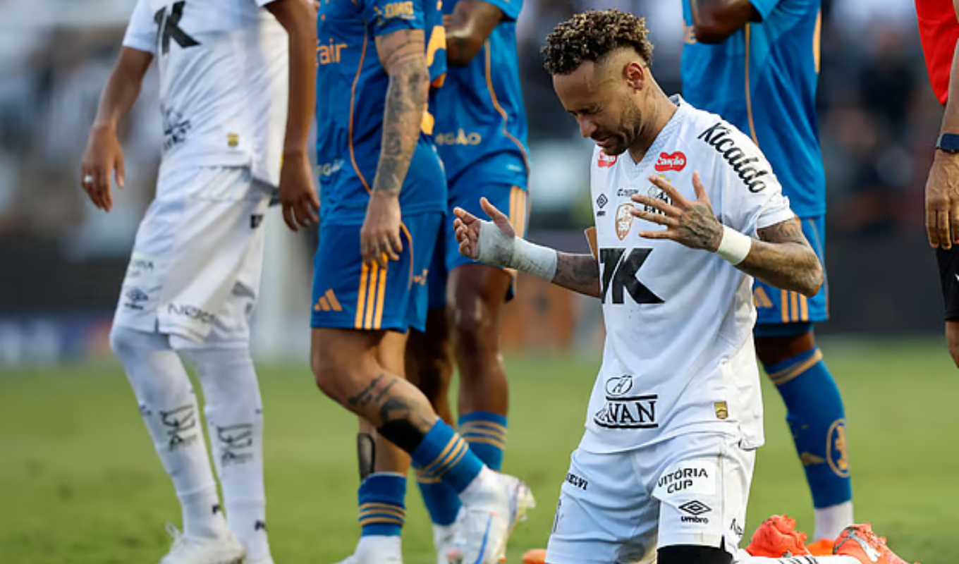 Neymar Returns to Action After Two Month Absence Neymar Returns to Action After Two-Month Hiatus