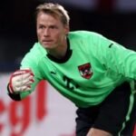 Former Arsenal Goalkeeper Killed in Train Collision Ex-Arsenal Goalkeeper Alex Manninger Dies in Crash