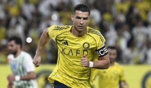 Ronaldo Closes in on 1000 Goals Ronaldo Closes in on 1000 Goals